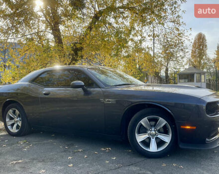 Серый Додж Челенджер, объемом двигателя 3.6 л и пробегом 125 тыс. км за 17999 $, фото 13 на Automoto.ua