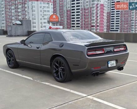 Серый Додж Челенджер, объемом двигателя 3.6 л и пробегом 27 тыс. км за 29500 $, фото 13 на Automoto.ua