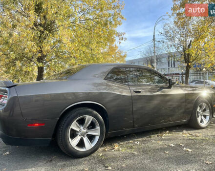 Серый Додж Челенджер, объемом двигателя 3.6 л и пробегом 125 тыс. км за 17999 $, фото 15 на Automoto.ua