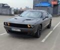 Серый Додж Челенджер, объемом двигателя 3.6 л и пробегом 27 тыс. км за 29500 $, фото 2 на Automoto.ua