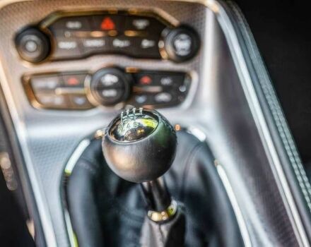 Сірий Додж Challenger, об'ємом двигуна 6.2 л та пробігом 59 тис. км за 13800 $, фото 13 на Automoto.ua