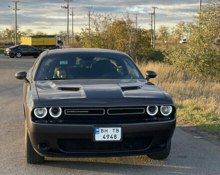 Серый Додж Челенджер, объемом двигателя 3.6 л и пробегом 134 тыс. км за 18000 $, фото 7 на Automoto.ua
