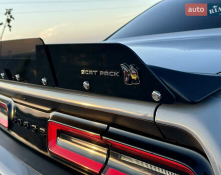 Додж Челенджер 2021 в Черкассах на Automoto.ua Серый Додж Челенджер, объемом двигателя 6.42 л и пробегом 32 тыс. км за 47000 $, фото 12 на Automoto.ua