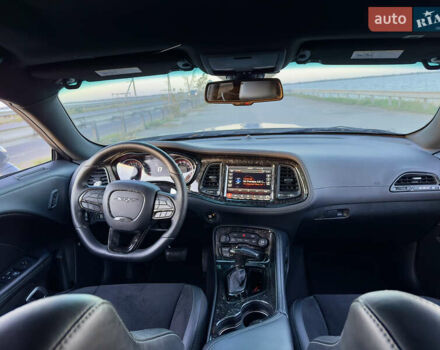 Додж Челенджер 2021 в Черкассах на Automoto.ua Серый Додж Челенджер, объемом двигателя 6.42 л и пробегом 32 тыс. км за 47000 $, фото 21 на Automoto.ua