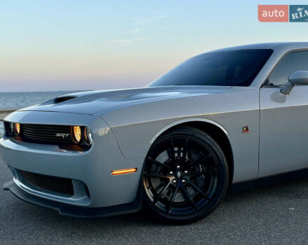 Додж Челенджер 2021 в Черкассах на Automoto.ua Серый Додж Челенджер, объемом двигателя 6.42 л и пробегом 32 тыс. км за 47000 $, фото 6 на Automoto.ua
