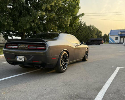 Додж Челенджер 2021 в Черновцах на Automoto.ua Серый Додж Челенджер, объемом двигателя 6.42 л и пробегом 42 тыс. км за 46000 $, фото 4 на Automoto.ua