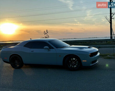 Додж Челенджер 2021 в Черкассах на Automoto.ua Серый Додж Челенджер, объемом двигателя 6.42 л и пробегом 32 тыс. км за 47000 $, фото 3 на Automoto.ua
