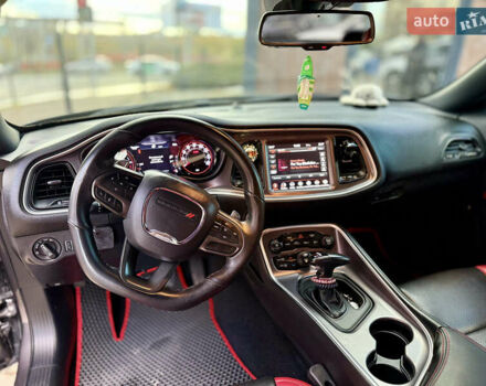 Сірий Додж Challenger, об'ємом двигуна 3.6 л та пробігом 75 тис. км за 25000 $, фото 13 на Automoto.ua