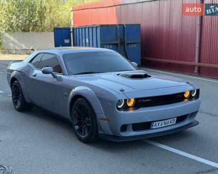 Додж Челенджер 2021 в Киеве на Automoto.ua Серый Додж Челенджер, объемом двигателя 6.42 л и пробегом 52 тыс. км за 54900 $, фото 3 на Automoto.ua