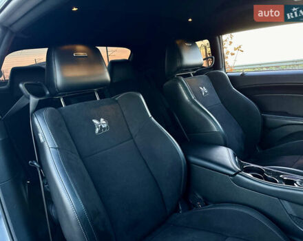 Додж Челенджер 2021 в Черкассах на Automoto.ua Серый Додж Челенджер, объемом двигателя 6.42 л и пробегом 32 тыс. км за 47000 $, фото 19 на Automoto.ua