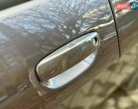 Сірий Додж Challenger, об'ємом двигуна 3.6 л та пробігом 75 тис. км за 25000 $, фото 7 на Automoto.ua