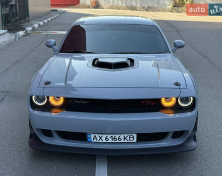 Додж Челенджер 2021 в Киеве на Automoto.ua Серый Додж Челенджер, объемом двигателя 6.42 л и пробегом 52 тыс. км за 54900 $, фото 1 на Automoto.ua