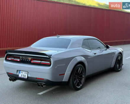 Додж Челенджер 2021 в Киеве на Automoto.ua Серый Додж Челенджер, объемом двигателя 6.42 л и пробегом 52 тыс. км за 54900 $, фото 6 на Automoto.ua