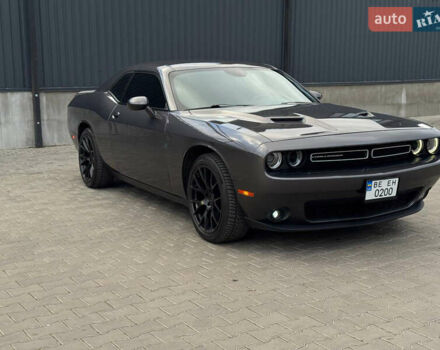 Серый Додж Челенджер, объемом двигателя 3.6 л и пробегом 56 тыс. км за 22000 $, фото 7 на Automoto.ua