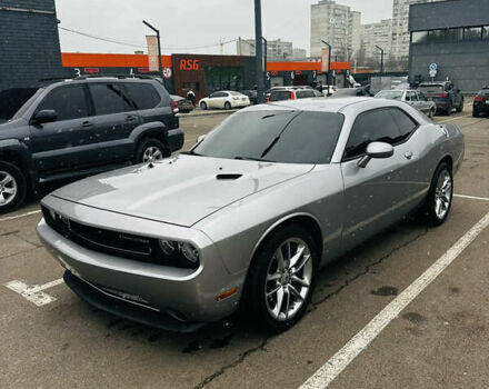 Сірий Додж Challenger, об'ємом двигуна 3.6 л та пробігом 170 тис. км за 15000 $, фото 1 на Automoto.ua