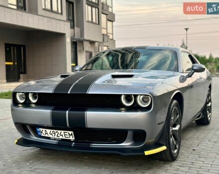 Сірий Додж Challenger, об'ємом двигуна 3.6 л та пробігом 174 тис. км за 16950 $, фото 1 на Automoto.ua