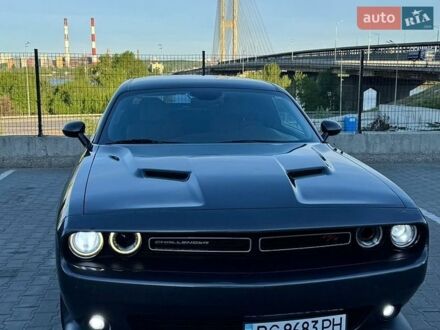 Серый Додж Челенджер, объемом двигателя 3.61 л и пробегом 140 тыс. км за 19900 $, фото 1 на Automoto.ua