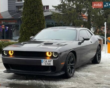 Сірий Додж Challenger, об'ємом двигуна 3.6 л та пробігом 180 тис. км за 16700 $, фото 1 на Automoto.ua