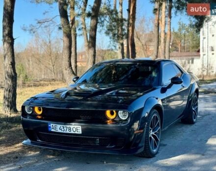 Сірий Додж Challenger, об'ємом двигуна 6.4 л та пробігом 108 тис. км за 27999 $, фото 1 на Automoto.ua