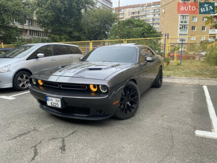 Сірий Додж Challenger, об'ємом двигуна 5.65 л та пробігом 70 тис. км за 26500 $, фото 1 на Automoto.ua