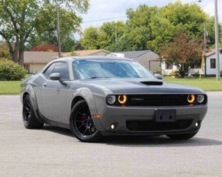 Сірий Додж Challenger, об'ємом двигуна 5.7 л та пробігом 57 тис. км за 19700 $, фото 1 на Automoto.ua