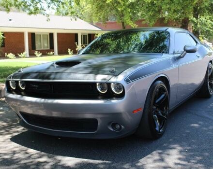 Сірий Додж Challenger, об'ємом двигуна 5.7 л та пробігом 80 тис. км за 4298 $, фото 1 на Automoto.ua