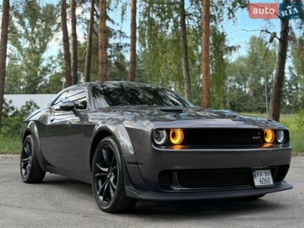 Сірий Додж Challenger, об'ємом двигуна 3.6 л та пробігом 125 тис. км за 23490 $, фото 1 на Automoto.ua