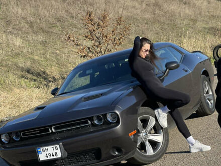 Додж Челенджер 2020 в Одессе на Automoto.ua Серый Додж Челенджер, объемом двигателя 3.6 л и пробегом 134 тыс. км за 18000 $, фото 1 на Automoto.ua