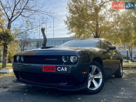 Серый Додж Челенджер, объемом двигателя 3.6 л и пробегом 125 тыс. км за 17999 $, фото 1 на Automoto.ua