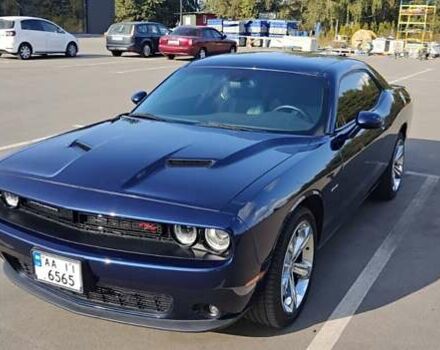 Синий Додж Челенджер, объемом двигателя 5.7 л и пробегом 75 тыс. км за 27500 $, фото 35 на Automoto.ua