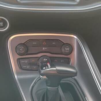 Синий Додж Челенджер, объемом двигателя 5.7 л и пробегом 75 тыс. км за 27500 $, фото 57 на Automoto.ua