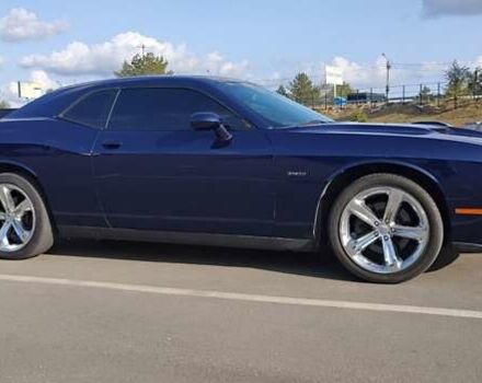 Синий Додж Челенджер, объемом двигателя 5.7 л и пробегом 75 тыс. км за 27500 $, фото 25 на Automoto.ua