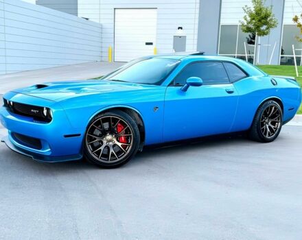 Синій Додж Challenger, об'ємом двигуна 6.2 л та пробігом 70 тис. км за 11400 $, фото 2 на Automoto.ua