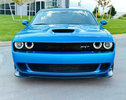 Синій Додж Challenger, об'ємом двигуна 6.2 л та пробігом 70 тис. км за 11400 $, фото 1 на Automoto.ua