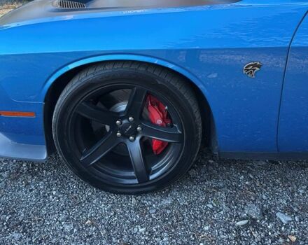 Синий Додж Челенджер, объемом двигателя 6.2 л и пробегом 49 тыс. км за 11500 $, фото 14 на Automoto.ua