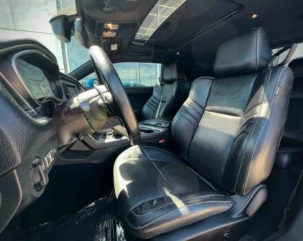 Синий Додж Челенджер, объемом двигателя 6.2 л и пробегом 36 тыс. км за 18000 $, фото 6 на Automoto.ua