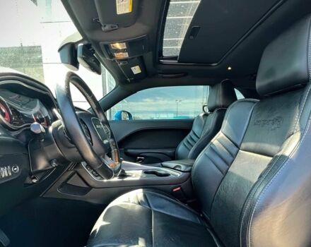 Додж Челенджер 2018 в Одессе на Automoto.ua Синий Додж Челенджер, объемом двигателя 6.2 л и пробегом 38 тыс. км за 25000 $, фото 9 на Automoto.ua