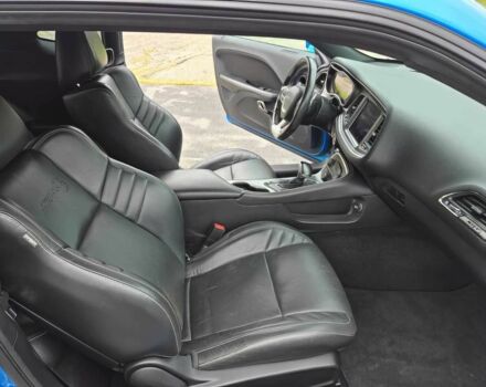 Додж Челенджер 2019 в Ужгороде на Automoto.ua Синий Додж Челенджер, объемом двигателя 6.2 л и пробегом 46 тыс. км за 5400 $, фото 7 на Automoto.ua