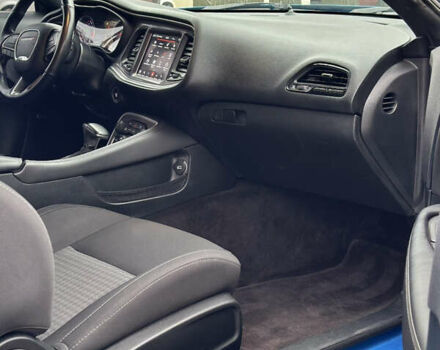 Синий Додж Челенджер, объемом двигателя 6.17 л и пробегом 82 тыс. км за 39999 $, фото 25 на Automoto.ua