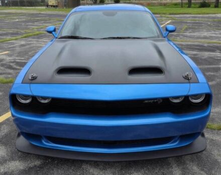 Додж Челенджер 2019 в Ужгороде на Automoto.ua Синий Додж Челенджер, объемом двигателя 6.2 л и пробегом 46 тыс. км за 5400 $, фото 1 на Automoto.ua