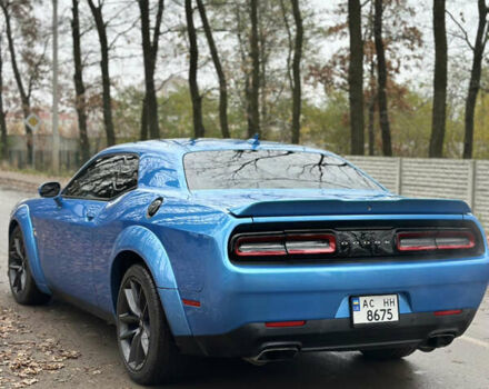 Синий Додж Челенджер, объемом двигателя 6.17 л и пробегом 82 тыс. км за 39999 $, фото 5 на Automoto.ua