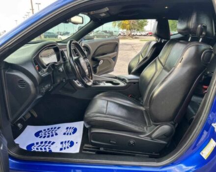 Синій Додж Challenger, об'ємом двигуна 3.6 л та пробігом 40 тис. км за 13000 $, фото 7 на Automoto.ua