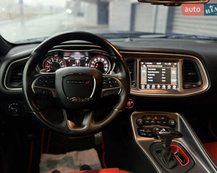 Синій Додж Challenger, об'ємом двигуна 3.6 л та пробігом 29 тис. км за 24500 $, фото 10 на Automoto.ua