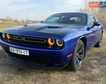 Синій Додж Challenger, об'ємом двигуна 3.6 л та пробігом 93 тис. км за 24500 $, фото 1 на Automoto.ua