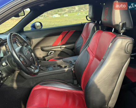 Синій Додж Challenger, об'ємом двигуна 3.6 л та пробігом 93 тис. км за 24500 $, фото 14 на Automoto.ua