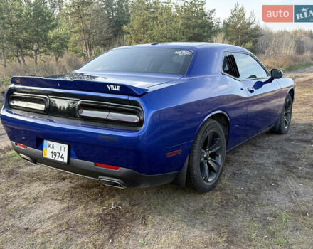 Синій Додж Challenger, об'ємом двигуна 3.6 л та пробігом 93 тис. км за 24500 $, фото 9 на Automoto.ua