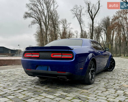 Синій Додж Challenger, об'ємом двигуна 5.65 л та пробігом 22 тис. км за 29999 $, фото 93 на Automoto.ua