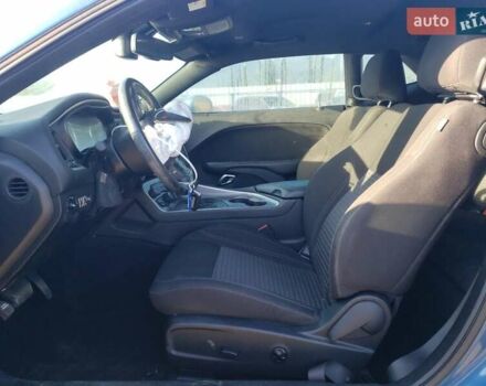 Синій Додж Challenger, об'ємом двигуна 3.6 л та пробігом 114 тис. км за 13290 $, фото 5 на Automoto.ua
