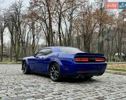 Синій Додж Challenger, об'ємом двигуна 5.65 л та пробігом 22 тис. км за 29999 $, фото 69 на Automoto.ua