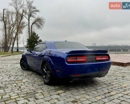 Синій Додж Challenger, об'ємом двигуна 5.65 л та пробігом 22 тис. км за 29999 $, фото 78 на Automoto.ua